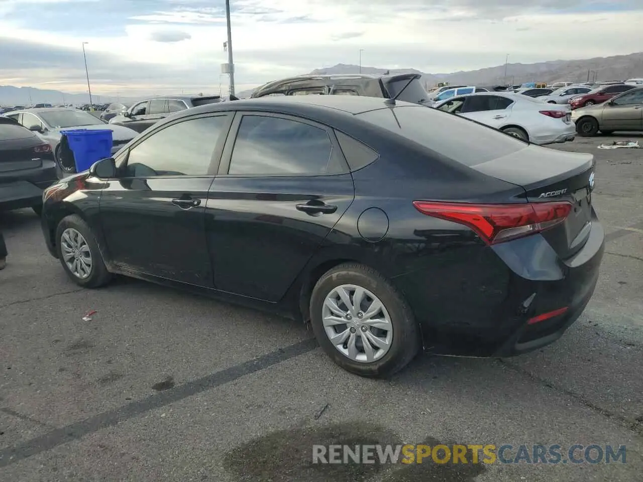 2 fotografías del automóvil dañado 3KPC24A69NE174133 HYUNDAI ACCENT 2022