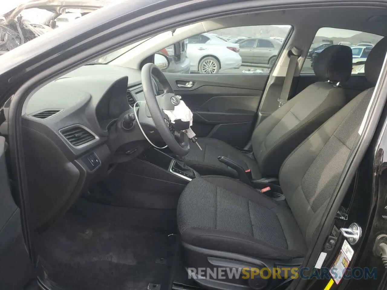 7 fotografías del automóvil dañado 3KPC24A69NE174133 HYUNDAI ACCENT 2022