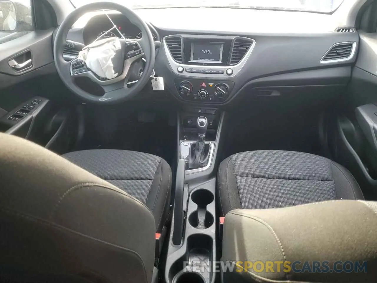 8 fotografías del automóvil dañado 3KPC24A69NE174133 HYUNDAI ACCENT 2022