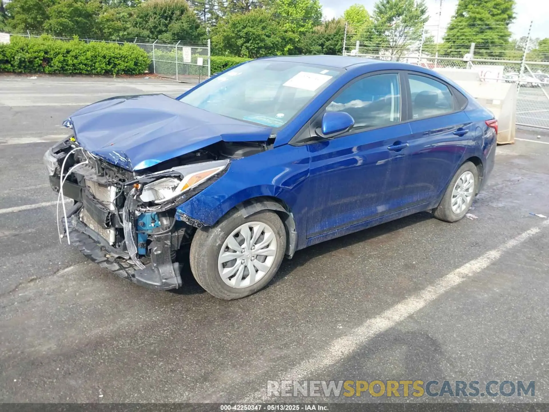 2 fotografías del automóvil dañado 3KPC24A69NE181809 HYUNDAI ACCENT 2022