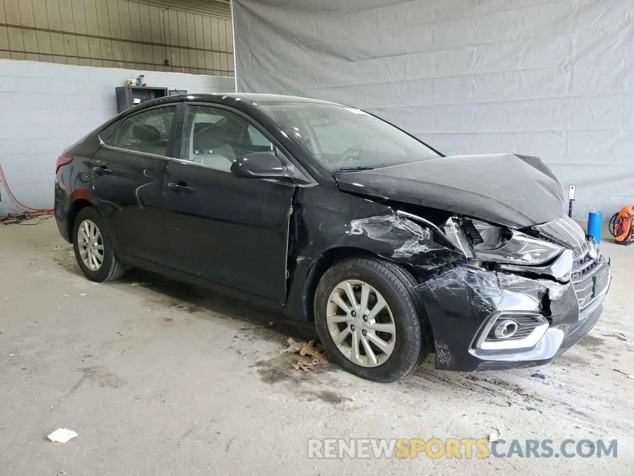 4 fotografías del automóvil dañado 3KPC24A6XNE153761 HYUNDAI ACCENT 2022
