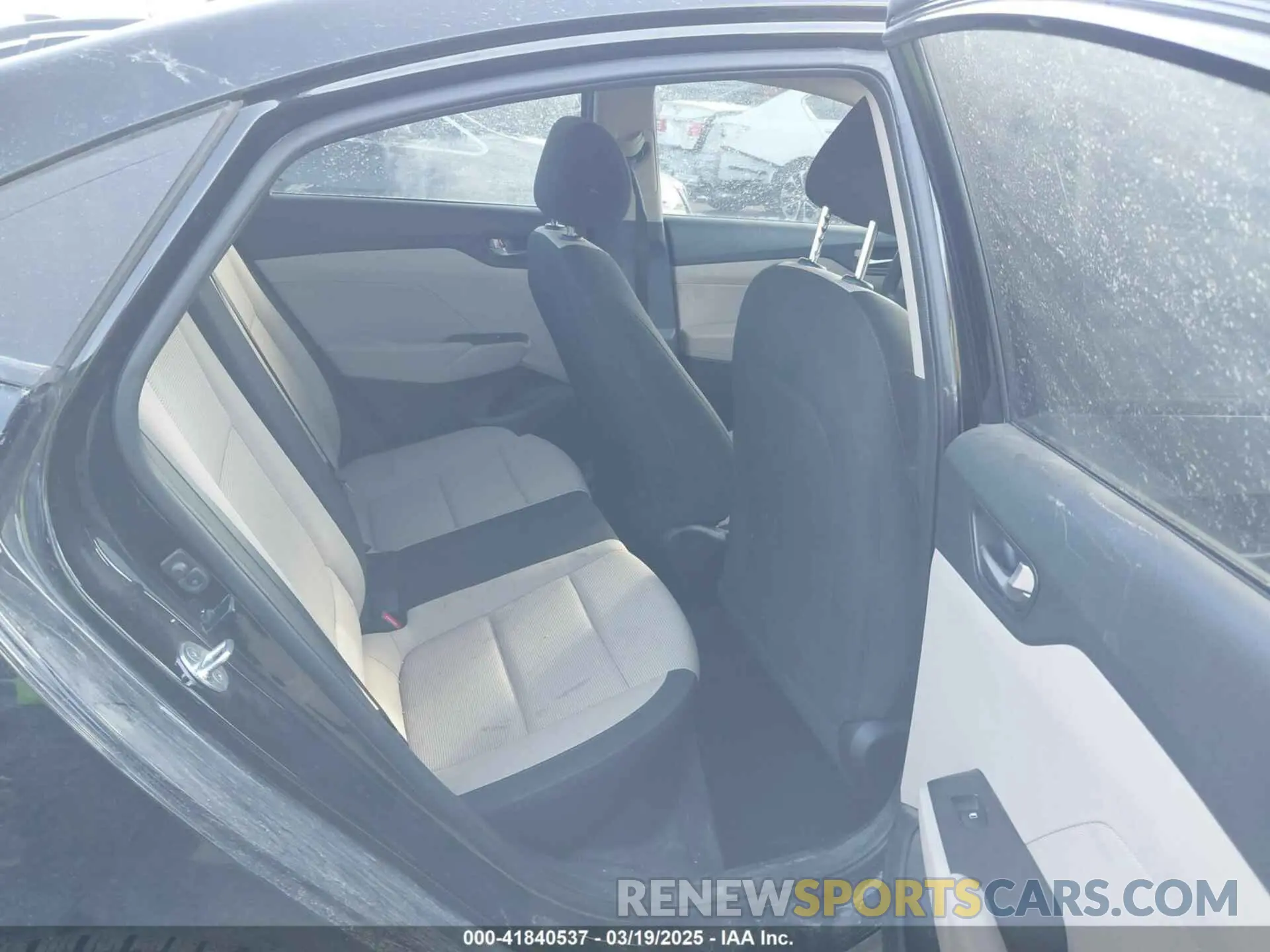 8 fotografías del automóvil dañado 3KPC24A6XNE162945 HYUNDAI ACCENT 2022
