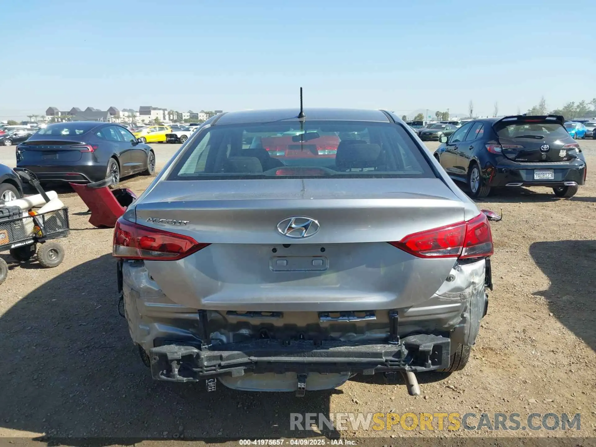16 fotografías del automóvil dañado 3KPC24A6XNE164078 HYUNDAI ACCENT 2022