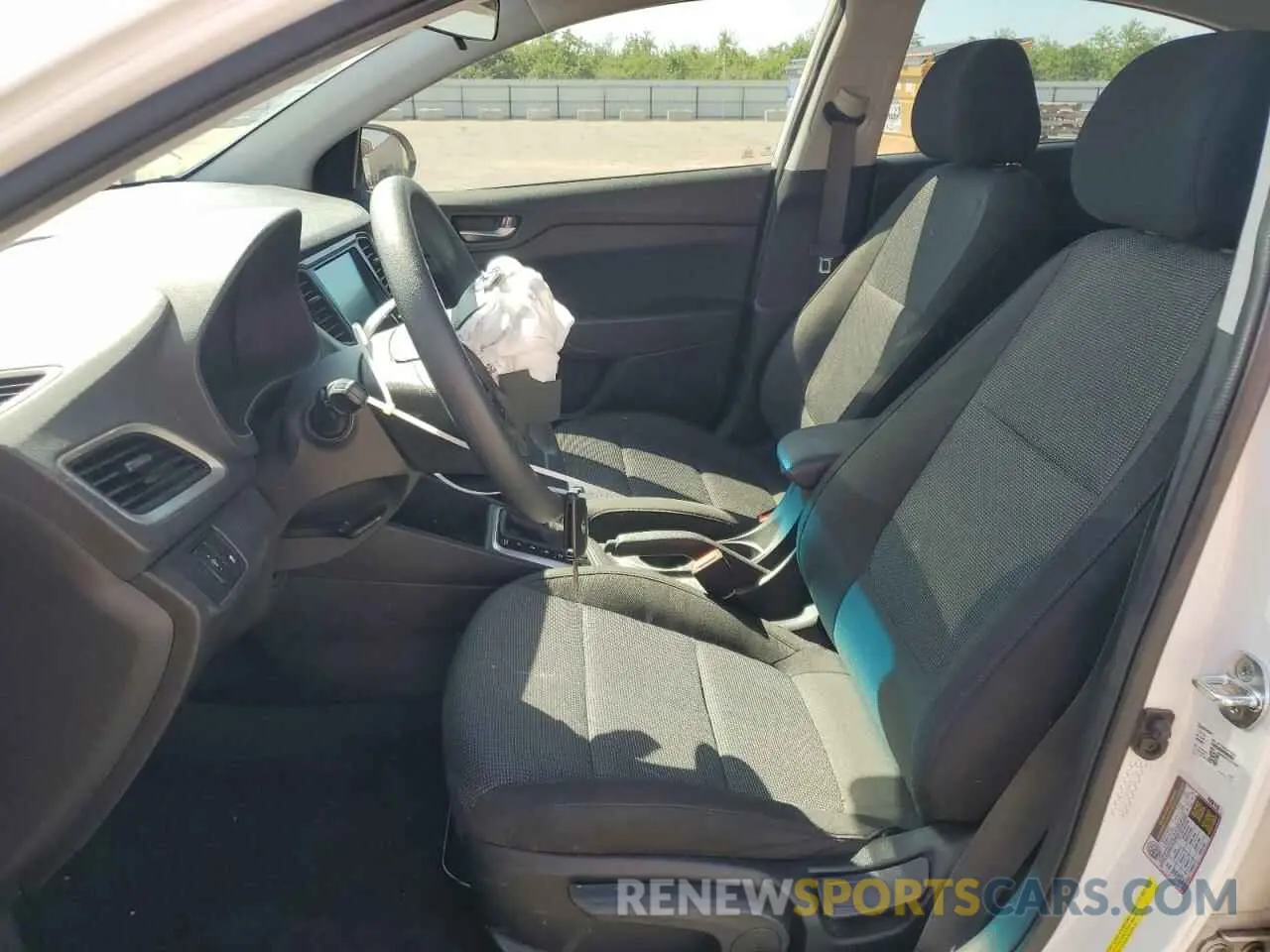 7 fotografías del automóvil dañado 3KPC24A6XNE173721 HYUNDAI ACCENT 2022