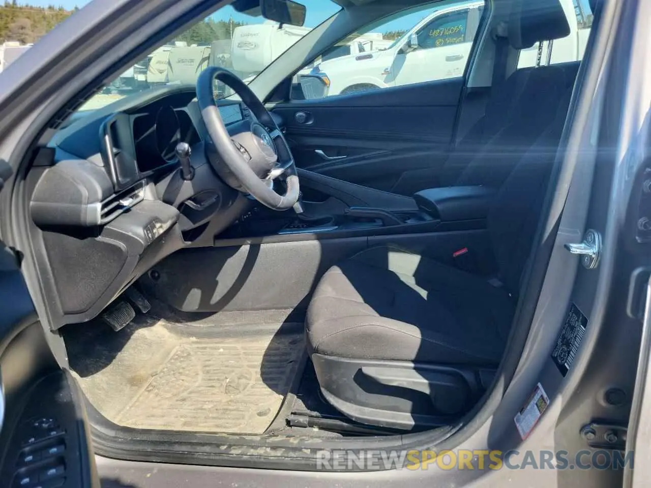 7 fotografías del automóvil dañado KMHLM4AG5PU549387 HYUNDAI ACCENT 2023