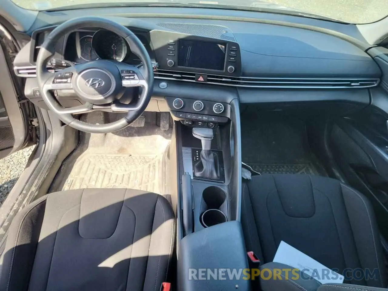 8 fotografías del automóvil dañado KMHLM4AG5PU549387 HYUNDAI ACCENT 2023