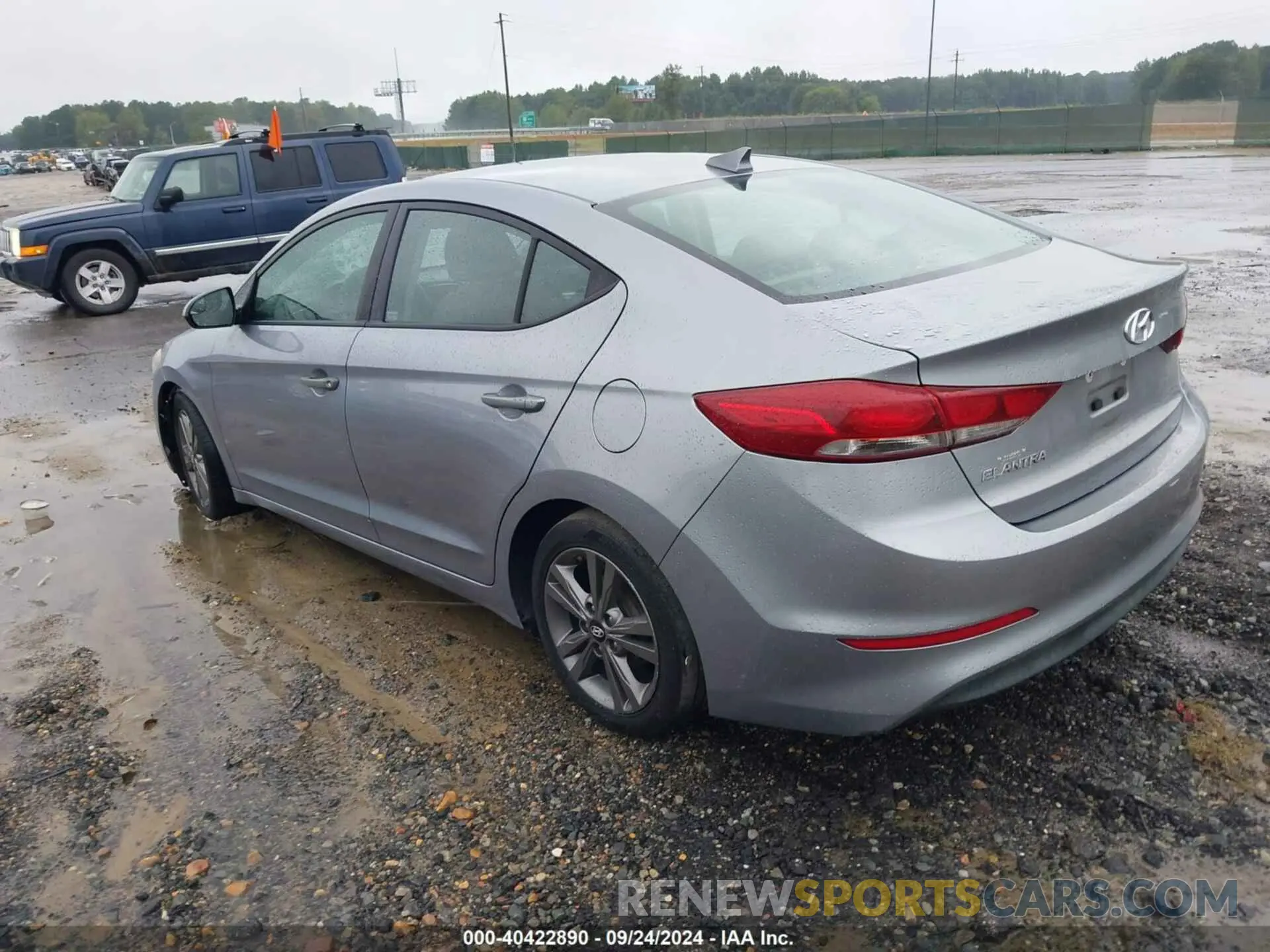 3 fotografías del automóvil dañado 5NPD84LF8HH008248 HYUNDAI ELANTRA 2017