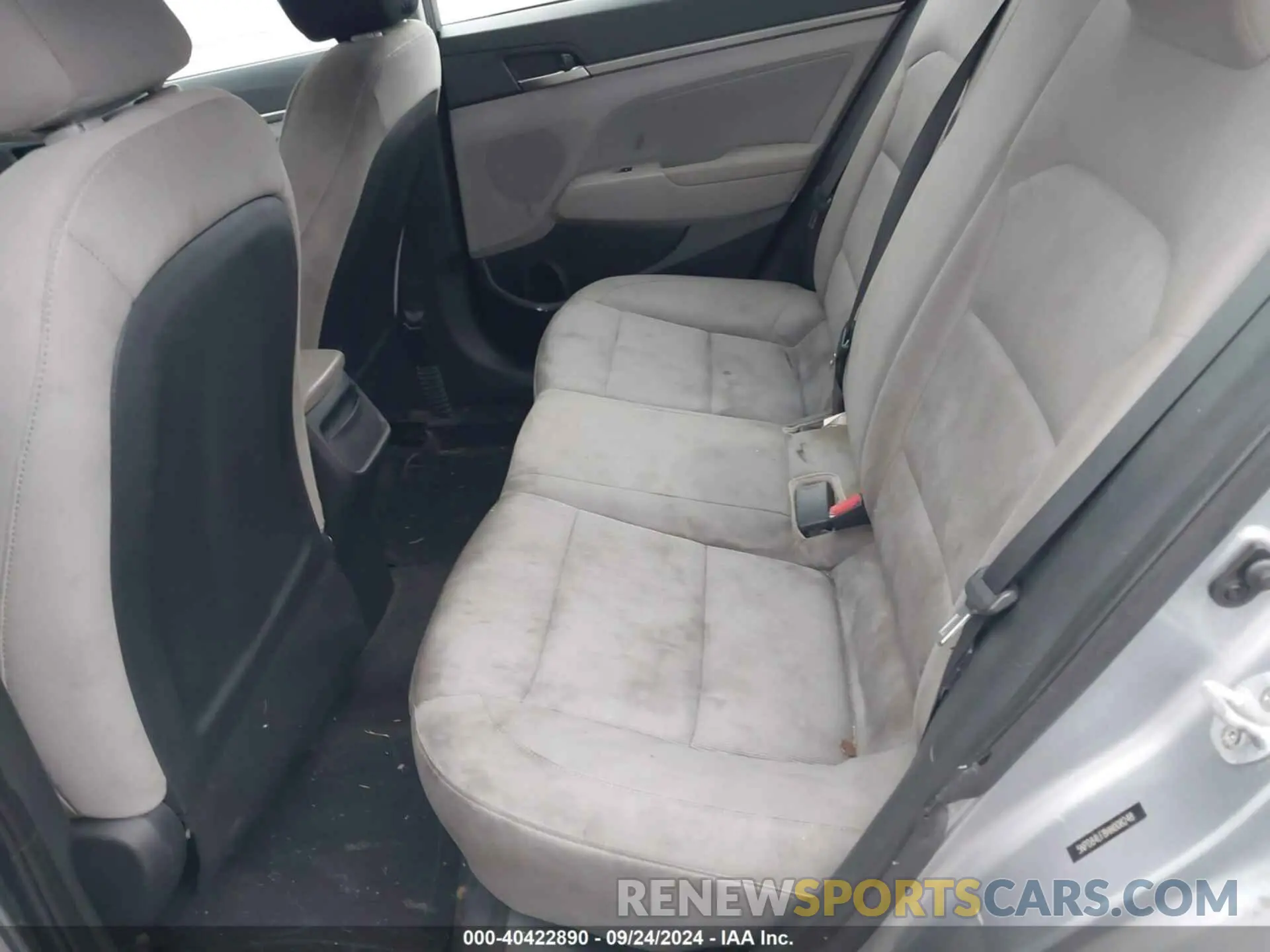 8 fotografías del automóvil dañado 5NPD84LF8HH008248 HYUNDAI ELANTRA 2017