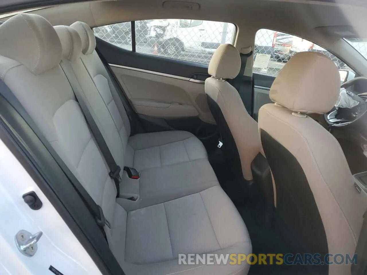 10 fotografías del automóvil dañado 5NPD74LF0KH423736 HYUNDAI ELANTRA 2019