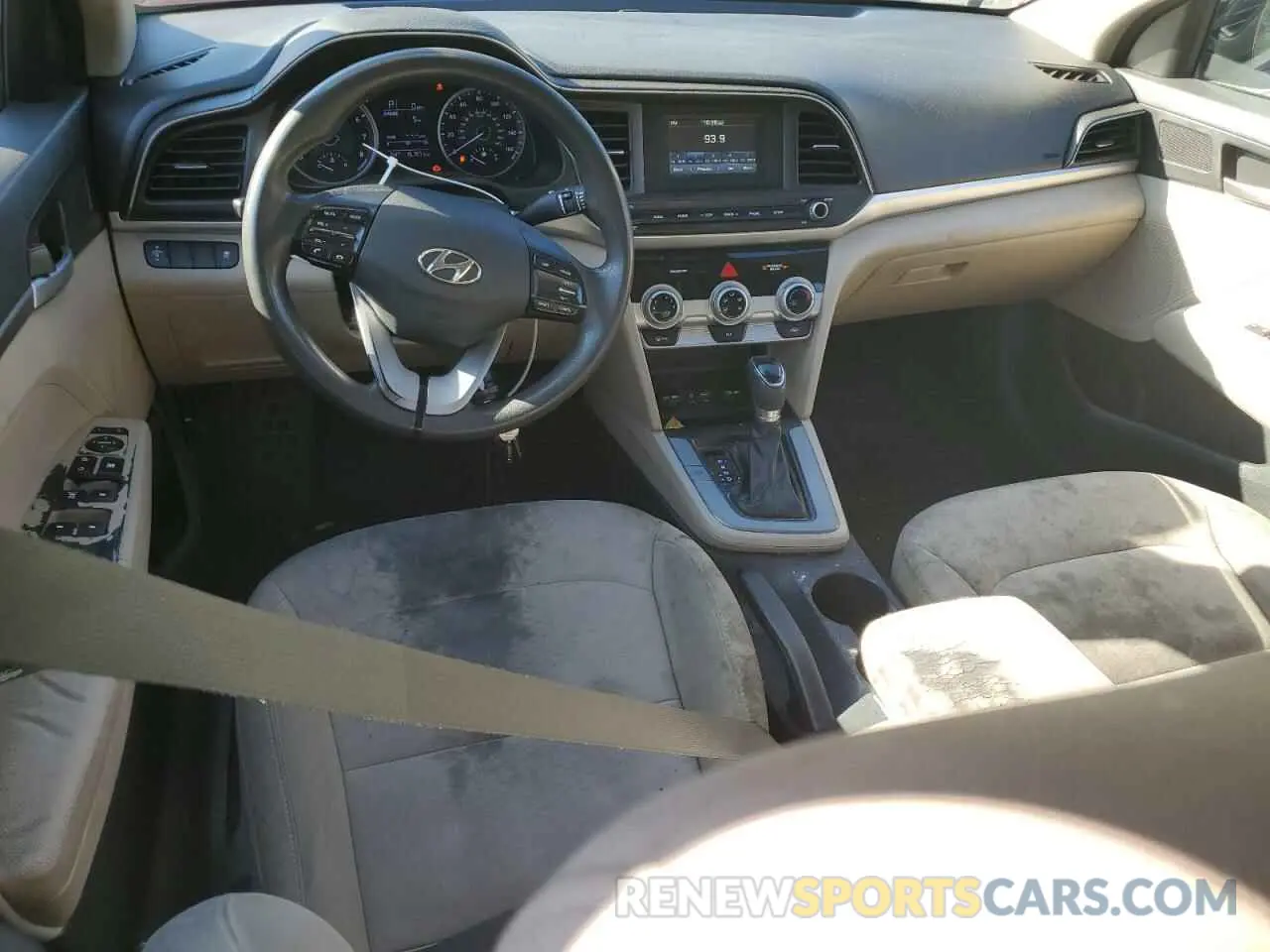 8 fotografías del automóvil dañado 5NPD74LF0KH432646 HYUNDAI ELANTRA 2019