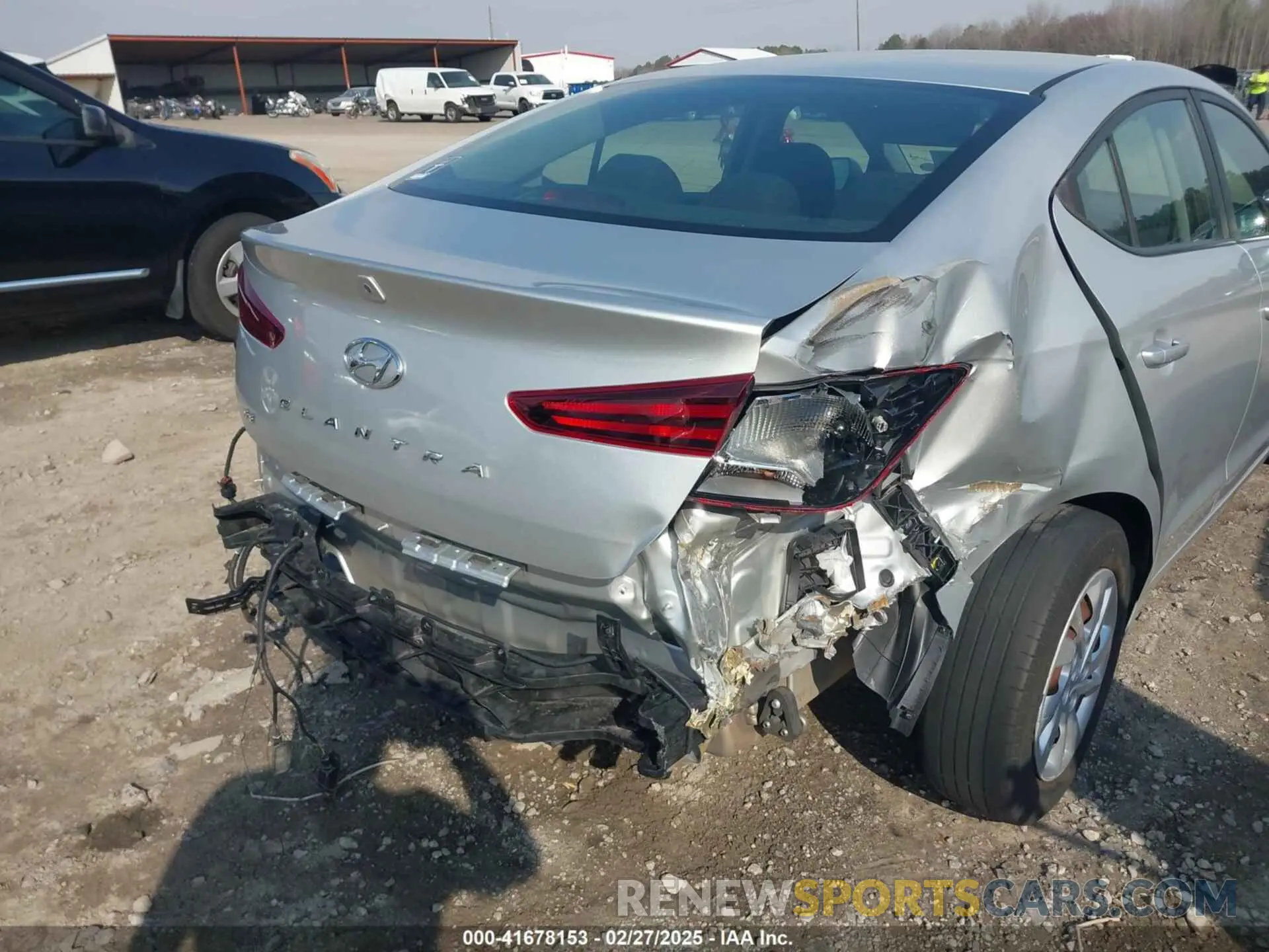 6 fotografías del automóvil dañado 5NPD74LF0KH433862 HYUNDAI ELANTRA 2019