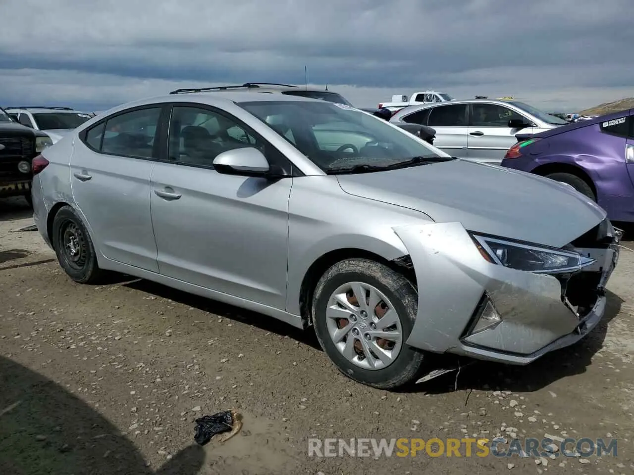 4 fotografías del automóvil dañado 5NPD74LF0KH485346 HYUNDAI ELANTRA 2019