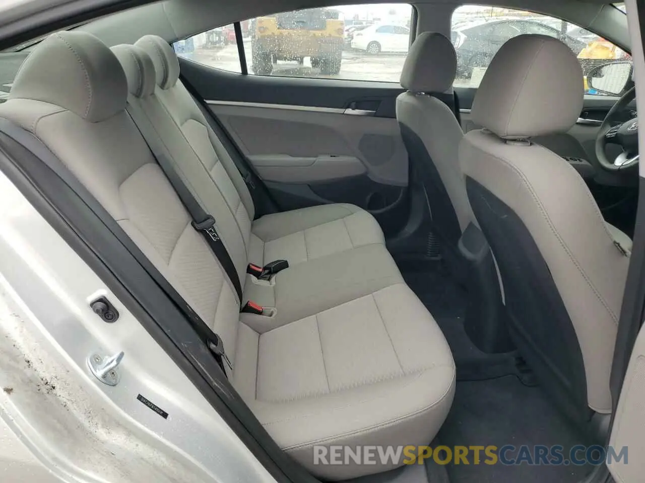 10 fotografías del automóvil dañado 5NPD74LF1KH490698 HYUNDAI ELANTRA 2019