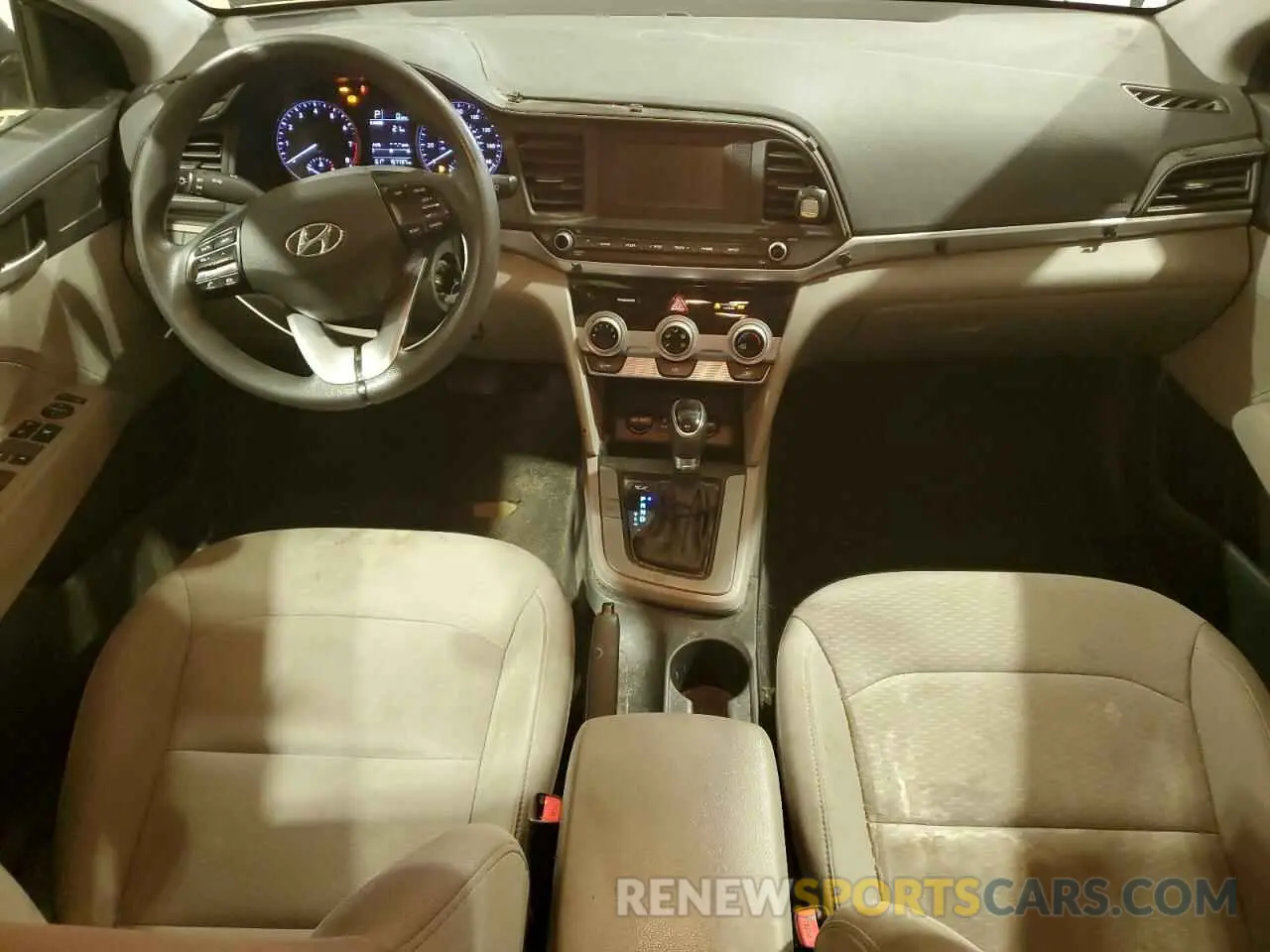 8 fotografías del automóvil dañado 5NPD74LF1KH496680 HYUNDAI ELANTRA 2019