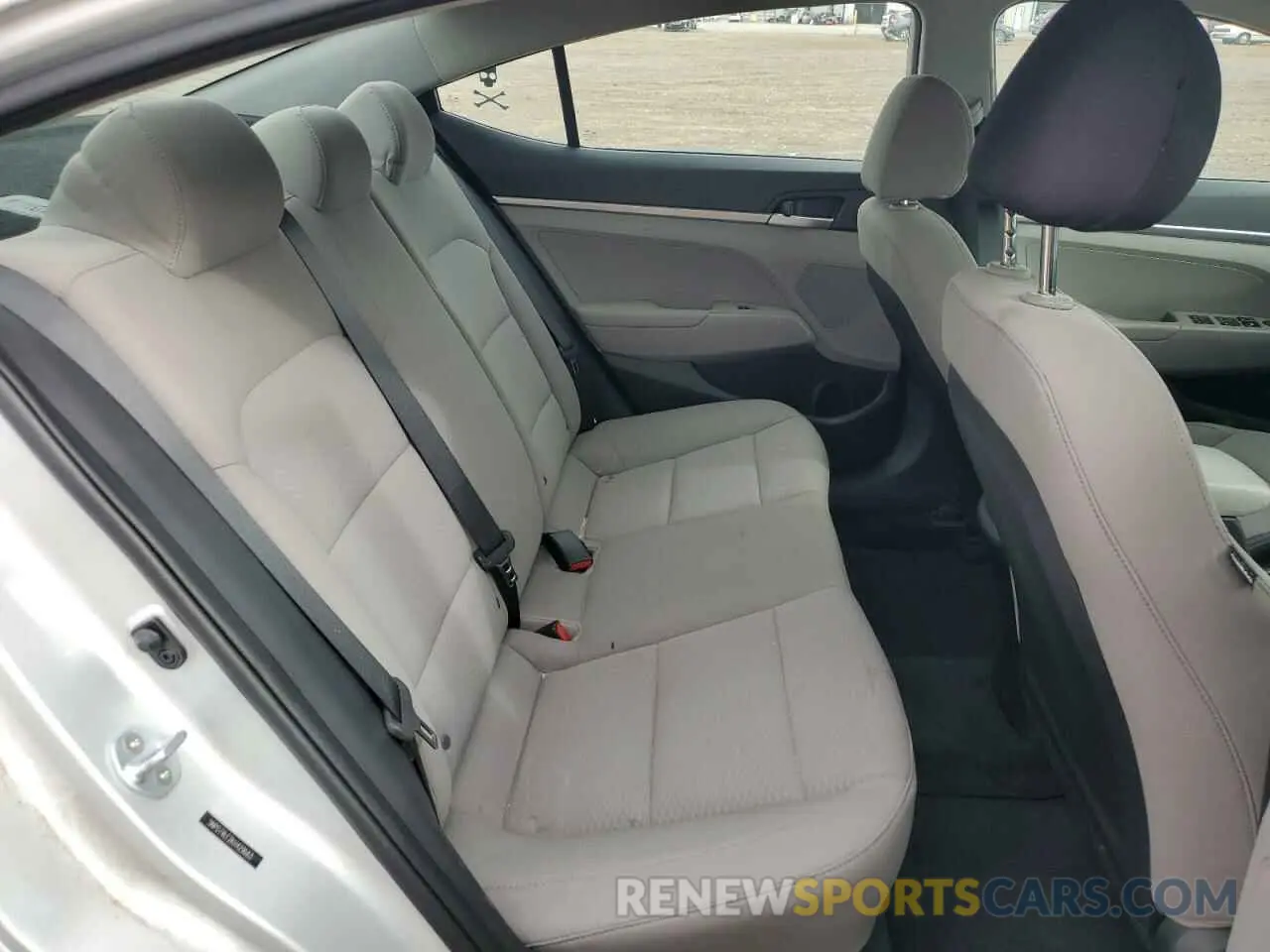 10 fotografías del automóvil dañado 5NPD74LF2KH429683 HYUNDAI ELANTRA 2019