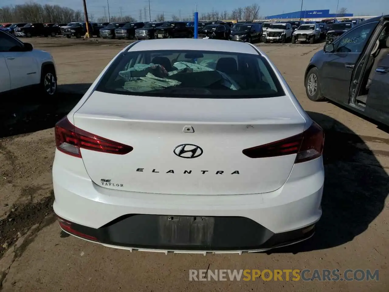 6 fotografías del automóvil dañado 5NPD74LF2KH440358 HYUNDAI ELANTRA 2019