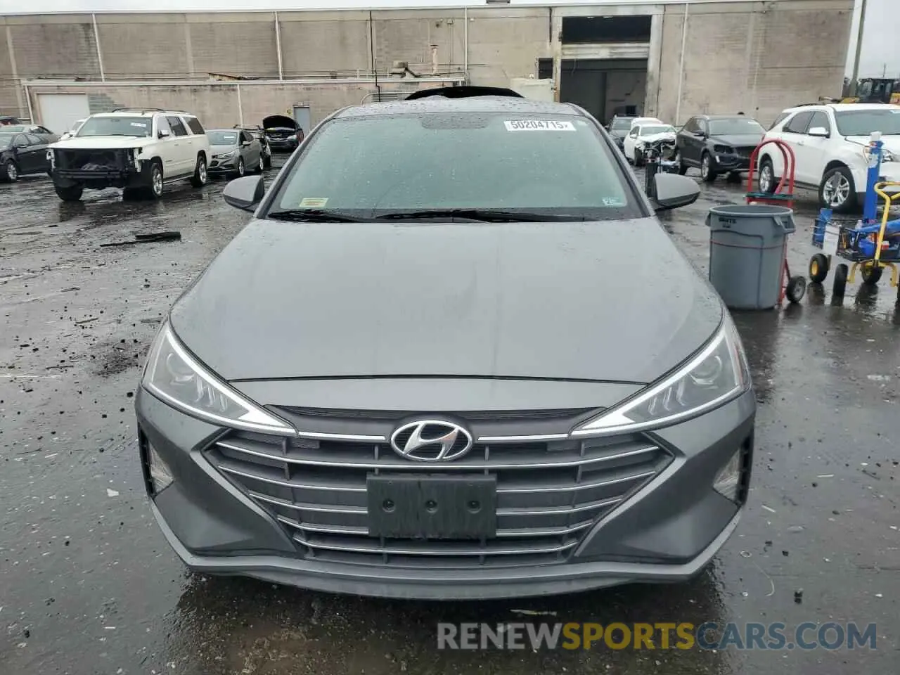5 fotografías del automóvil dañado 5NPD74LF2KH460447 HYUNDAI ELANTRA 2019