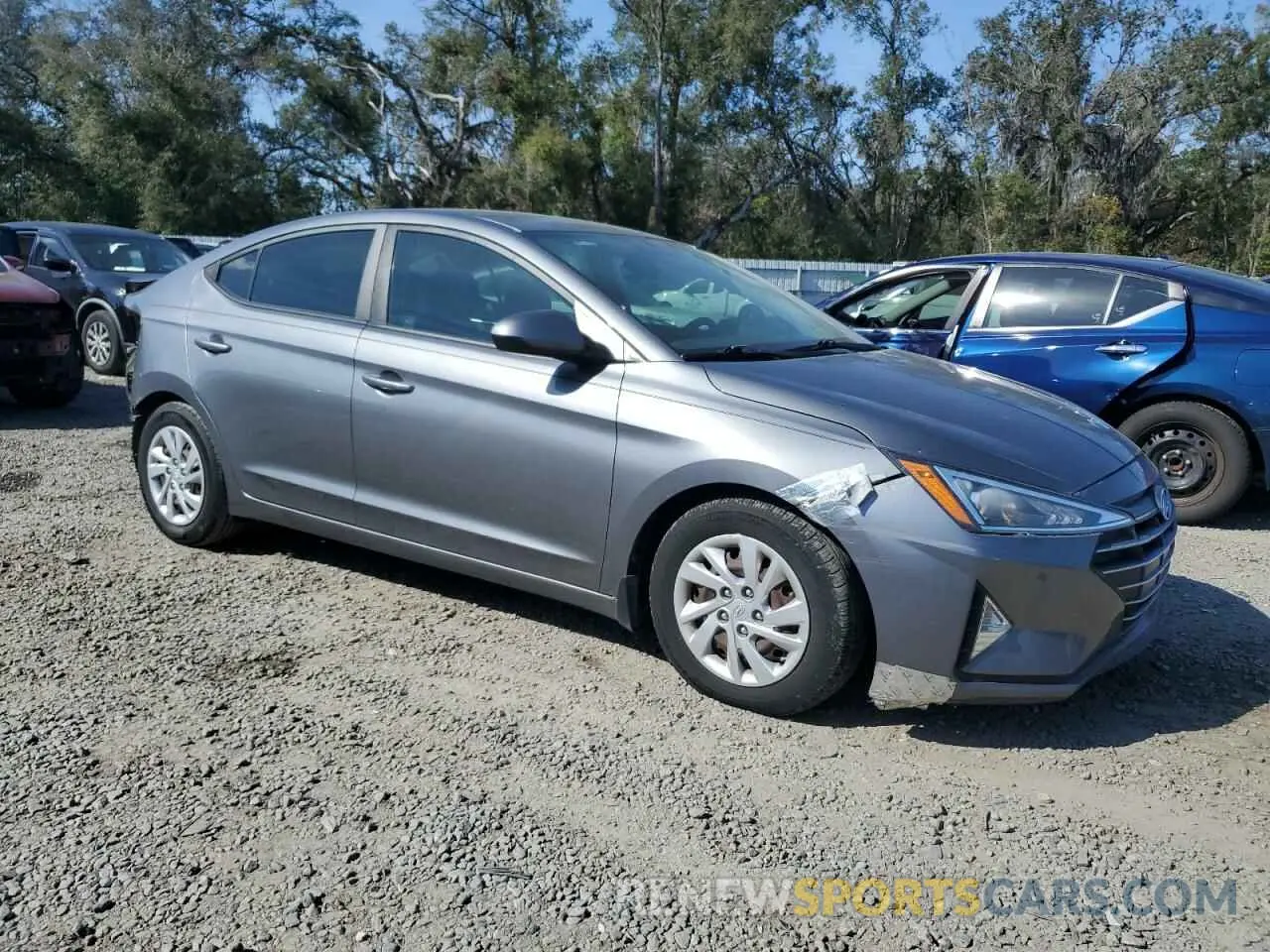 4 fotografías del automóvil dañado 5NPD74LF2KH496669 HYUNDAI ELANTRA 2019