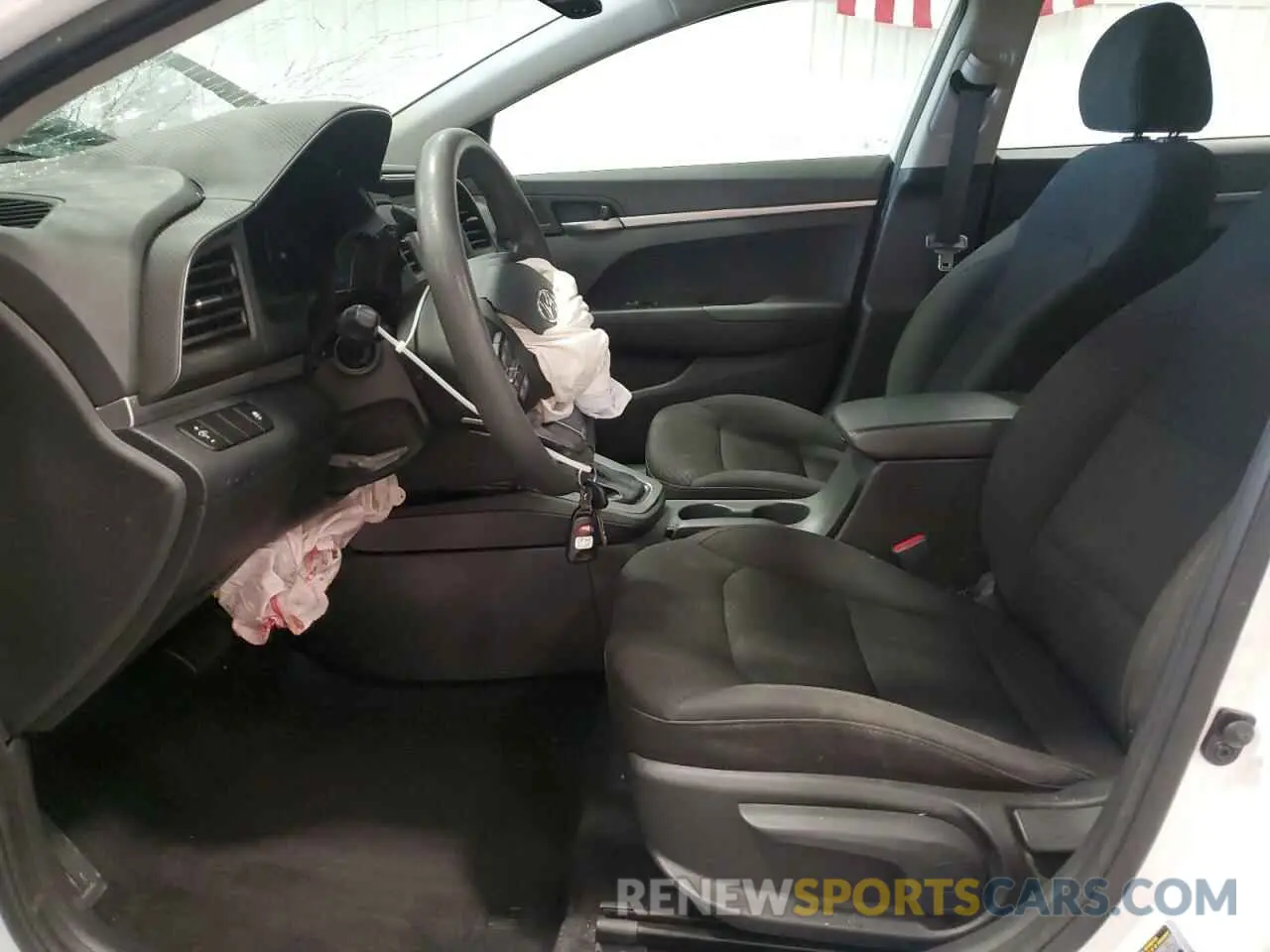 7 fotografías del automóvil dañado 5NPD74LF2KH497725 HYUNDAI ELANTRA 2019
