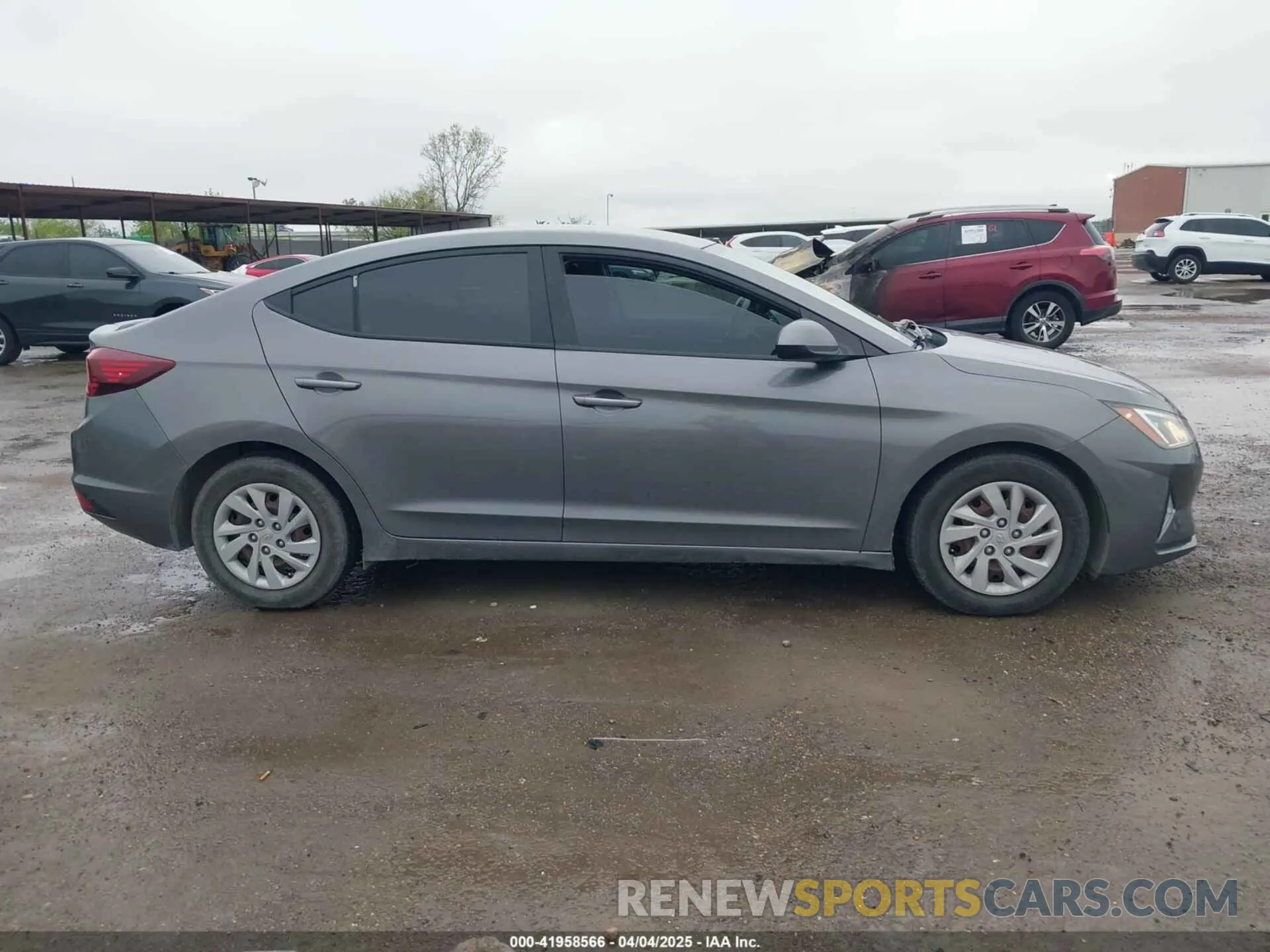 13 fotografías del automóvil dañado 5NPD74LF3KH451188 HYUNDAI ELANTRA 2019