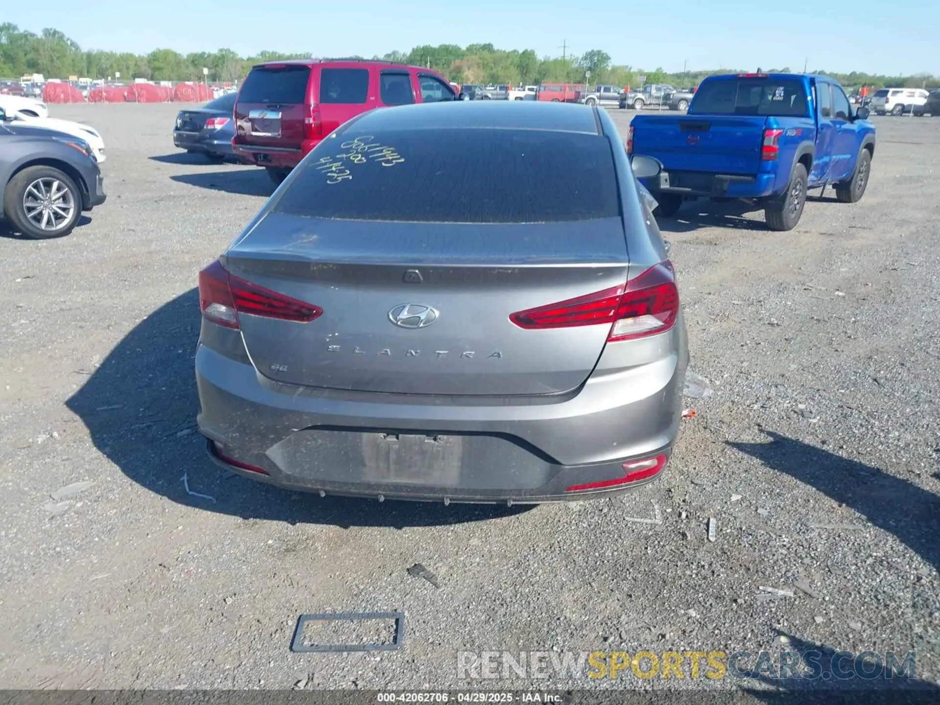 15 fotografías del automóvil dañado 5NPD74LF3KH453524 HYUNDAI ELANTRA 2019