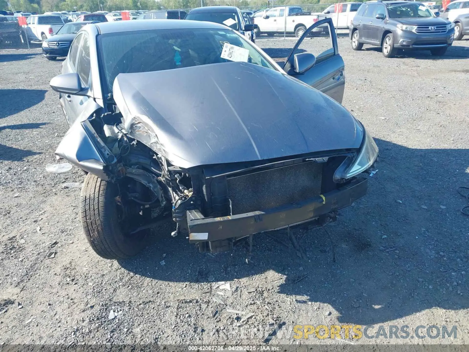 6 fotografías del automóvil dañado 5NPD74LF3KH453524 HYUNDAI ELANTRA 2019