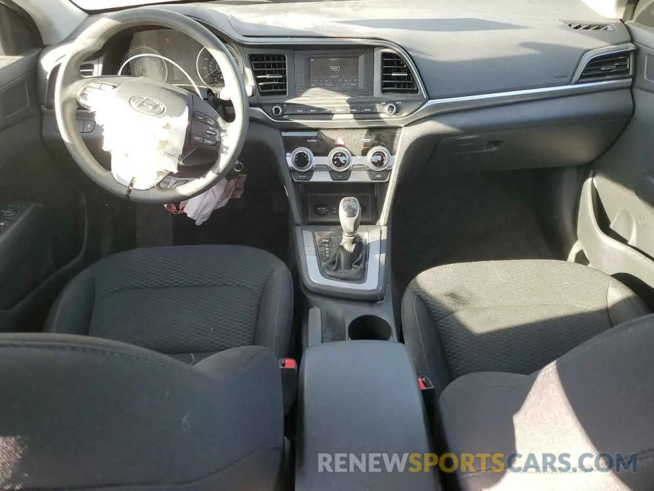 8 fotografías del automóvil dañado 5NPD74LF3KH453538 HYUNDAI ELANTRA 2019