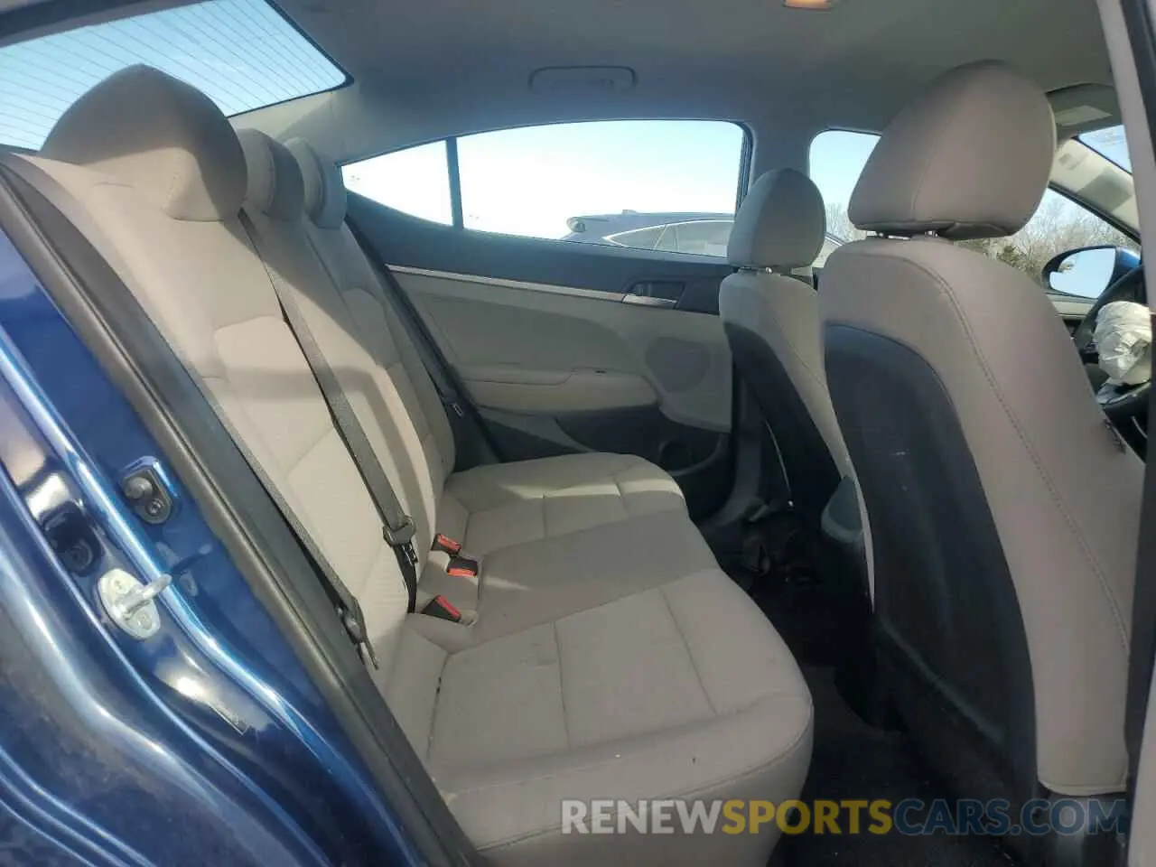 10 fotografías del automóvil dañado 5NPD74LF3KH469075 HYUNDAI ELANTRA 2019
