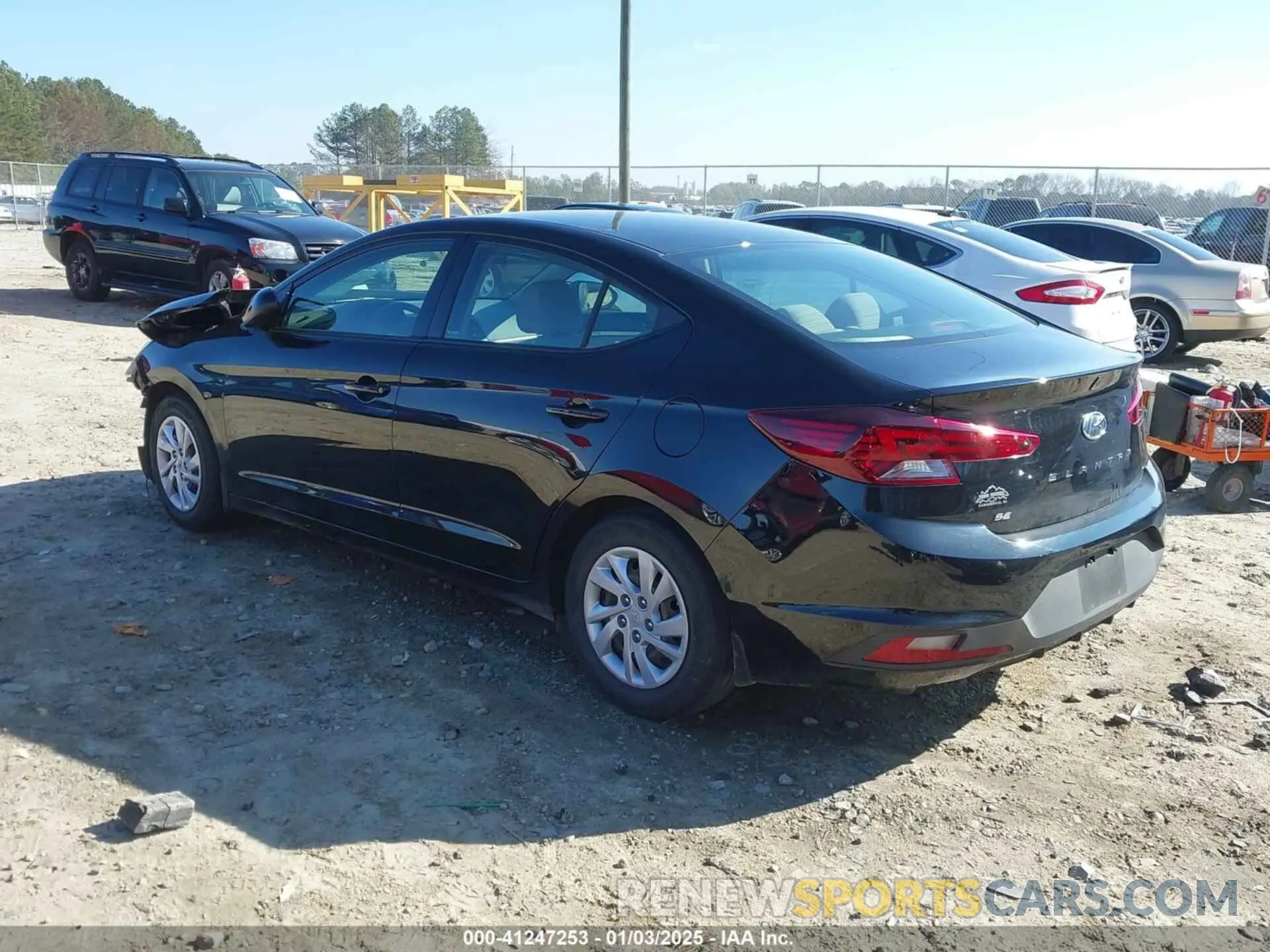 3 fotografías del automóvil dañado 5NPD74LF3KH489326 HYUNDAI ELANTRA 2019