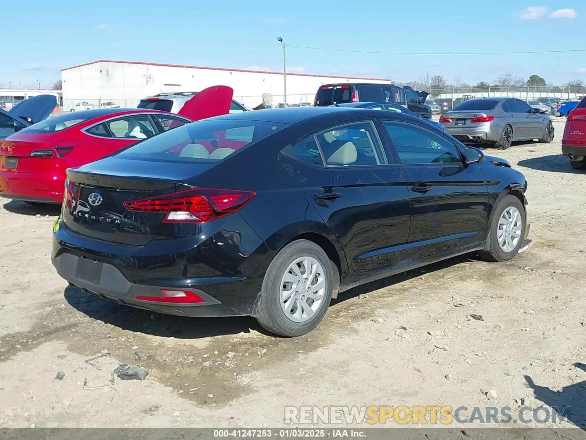 4 fotografías del automóvil dañado 5NPD74LF3KH489326 HYUNDAI ELANTRA 2019