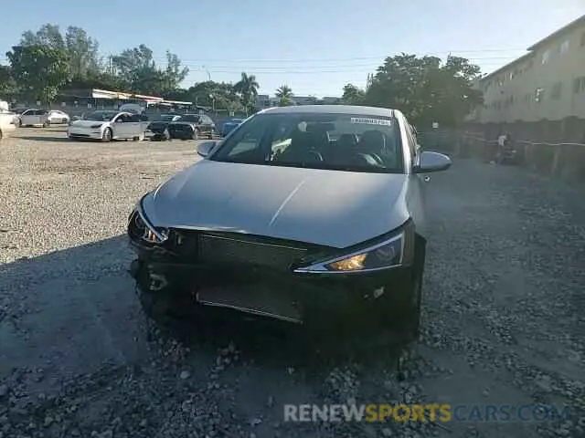 10 fotografías del automóvil dañado 5NPD74LF3KH494798 HYUNDAI ELANTRA 2019