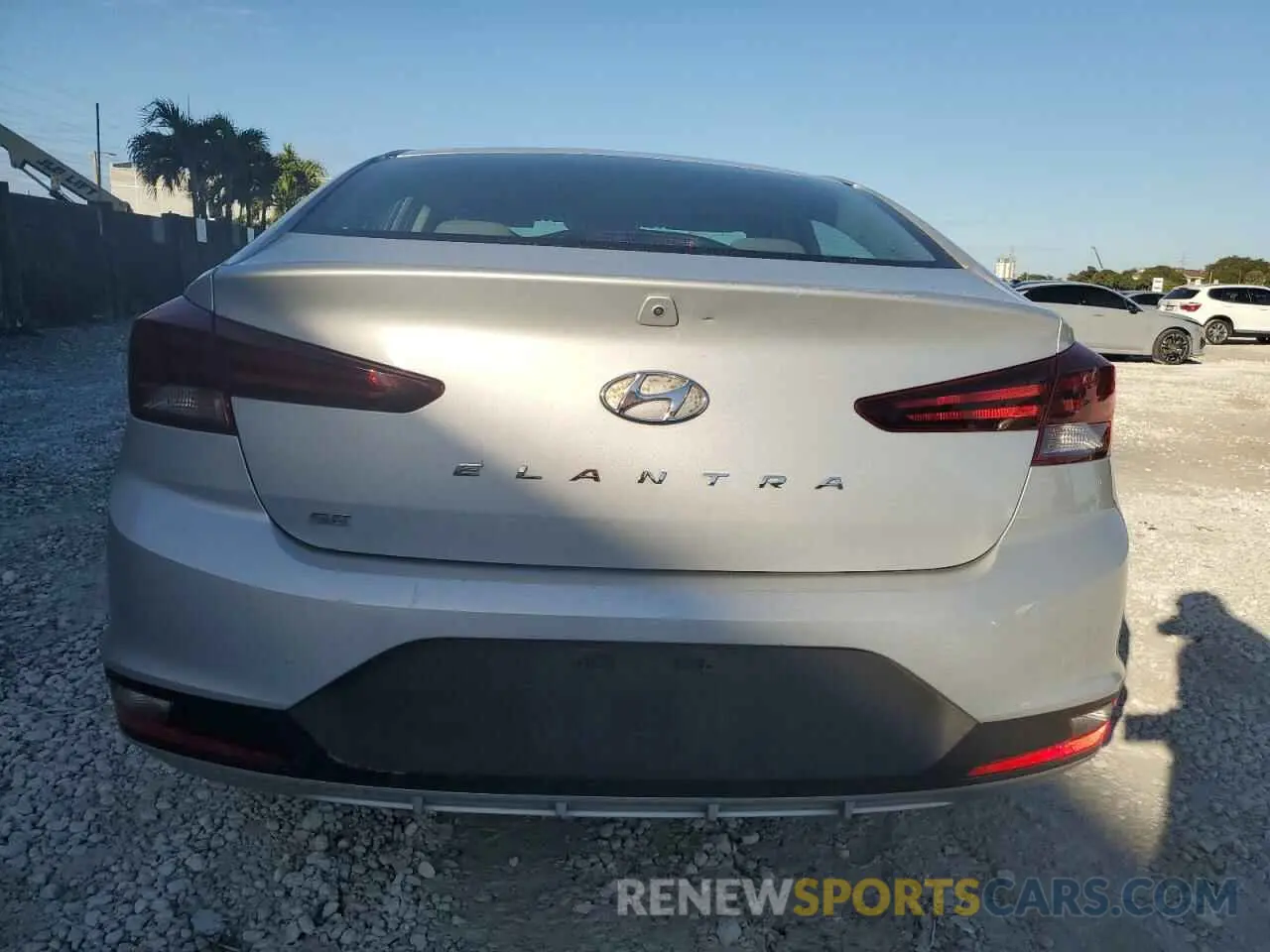 6 fotografías del automóvil dañado 5NPD74LF3KH494798 HYUNDAI ELANTRA 2019
