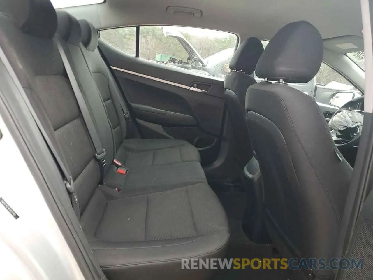 11 fotografías del automóvil dañado 5NPD74LF4KH422461 HYUNDAI ELANTRA 2019
