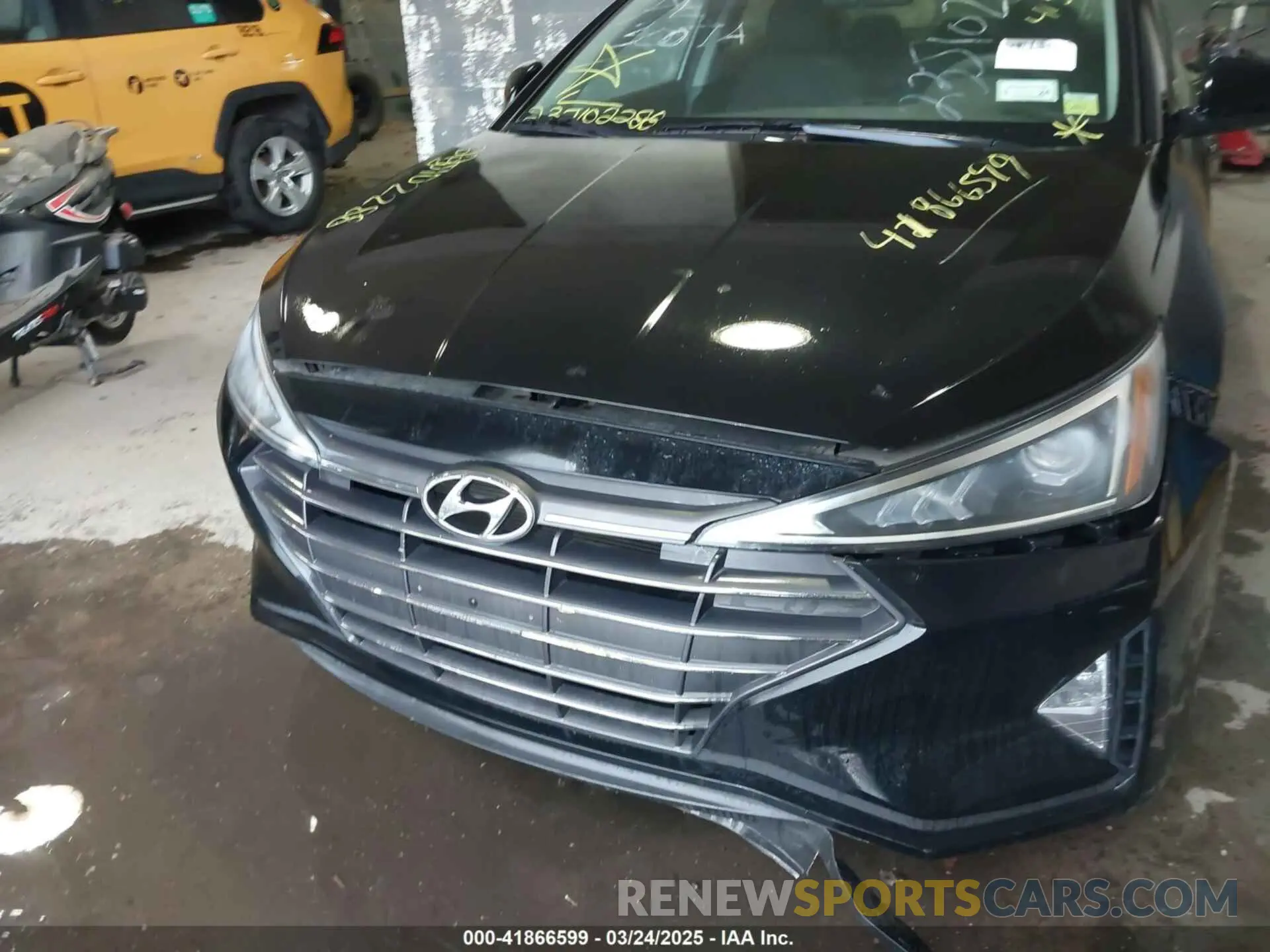 11 fotografías del automóvil dañado 5NPD74LF4KH424811 HYUNDAI ELANTRA 2019