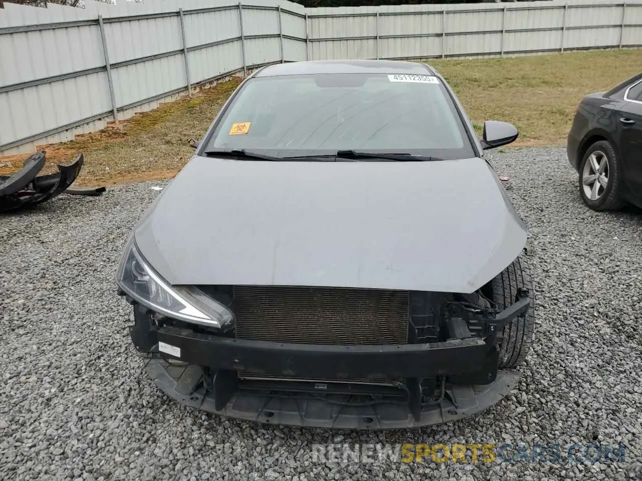 5 fotografías del automóvil dañado 5NPD74LF4KH440250 HYUNDAI ELANTRA 2019