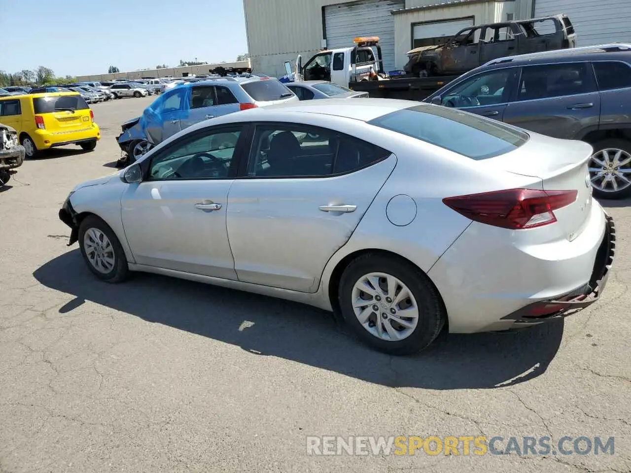 2 fotografías del automóvil dañado 5NPD74LF4KH442001 HYUNDAI ELANTRA 2019