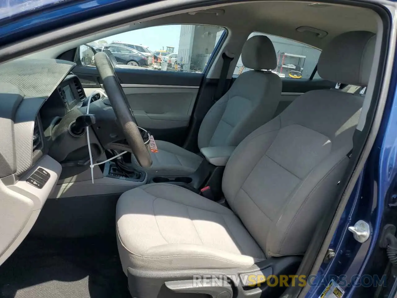 7 fotografías del automóvil dañado 5NPD74LF4KH442418 HYUNDAI ELANTRA 2019