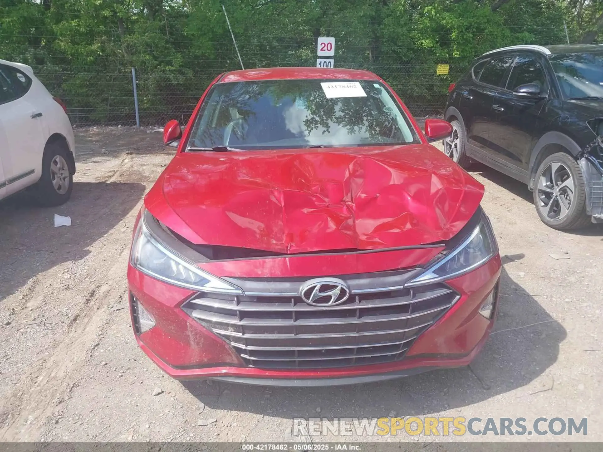 12 fotografías del automóvil dañado 5NPD74LF4KH473801 HYUNDAI ELANTRA 2019