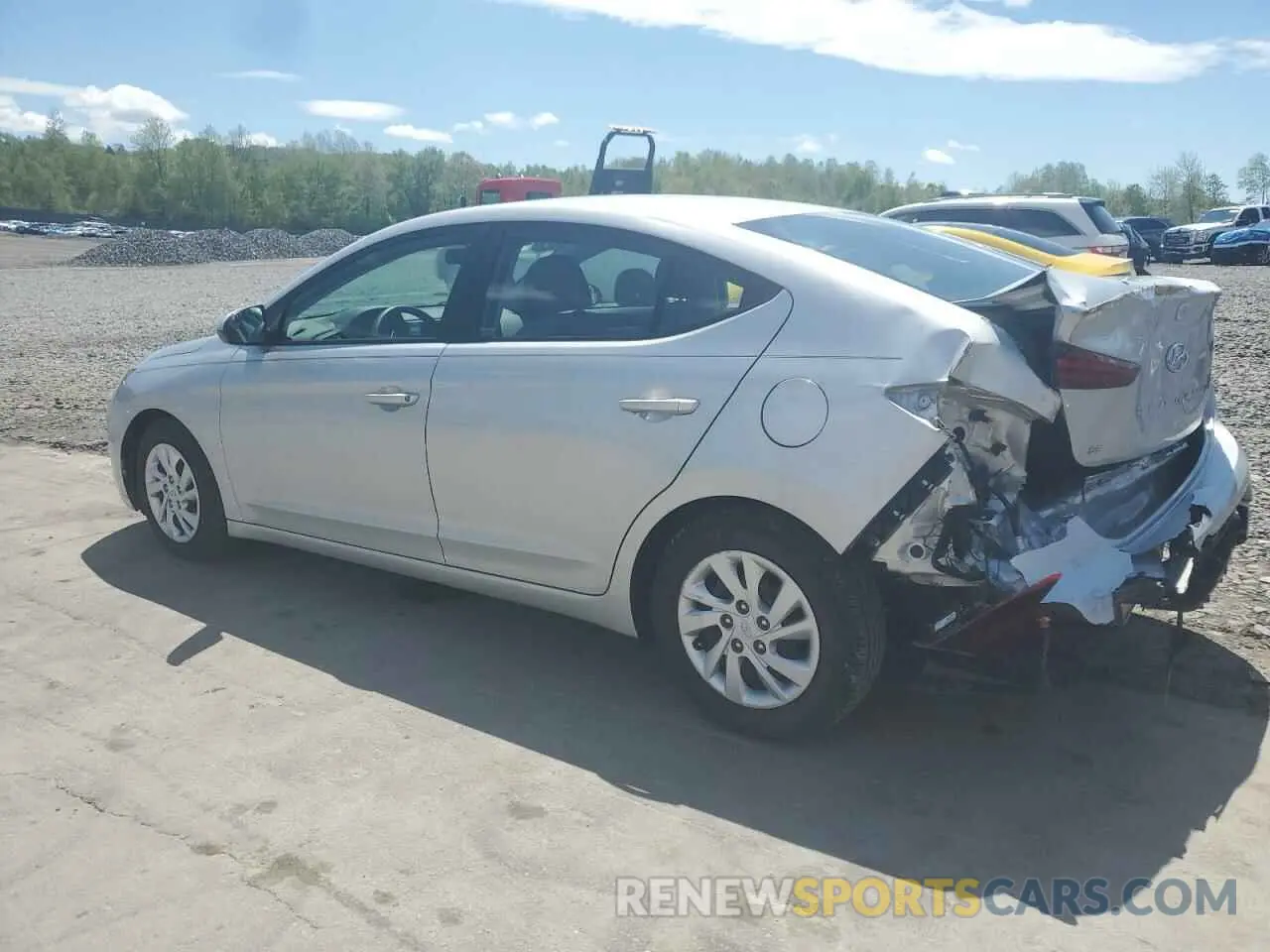 2 fotografías del automóvil dañado 5NPD74LF4KH474480 HYUNDAI ELANTRA 2019
