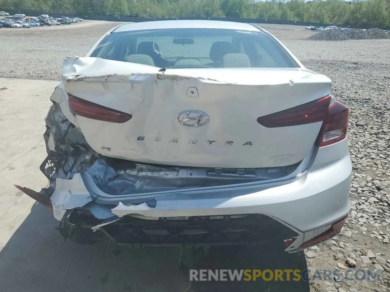 6 fotografías del automóvil dañado 5NPD74LF4KH474480 HYUNDAI ELANTRA 2019