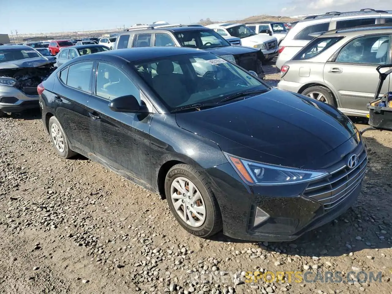 4 fotografías del automóvil dañado 5NPD74LF4KH493868 HYUNDAI ELANTRA 2019