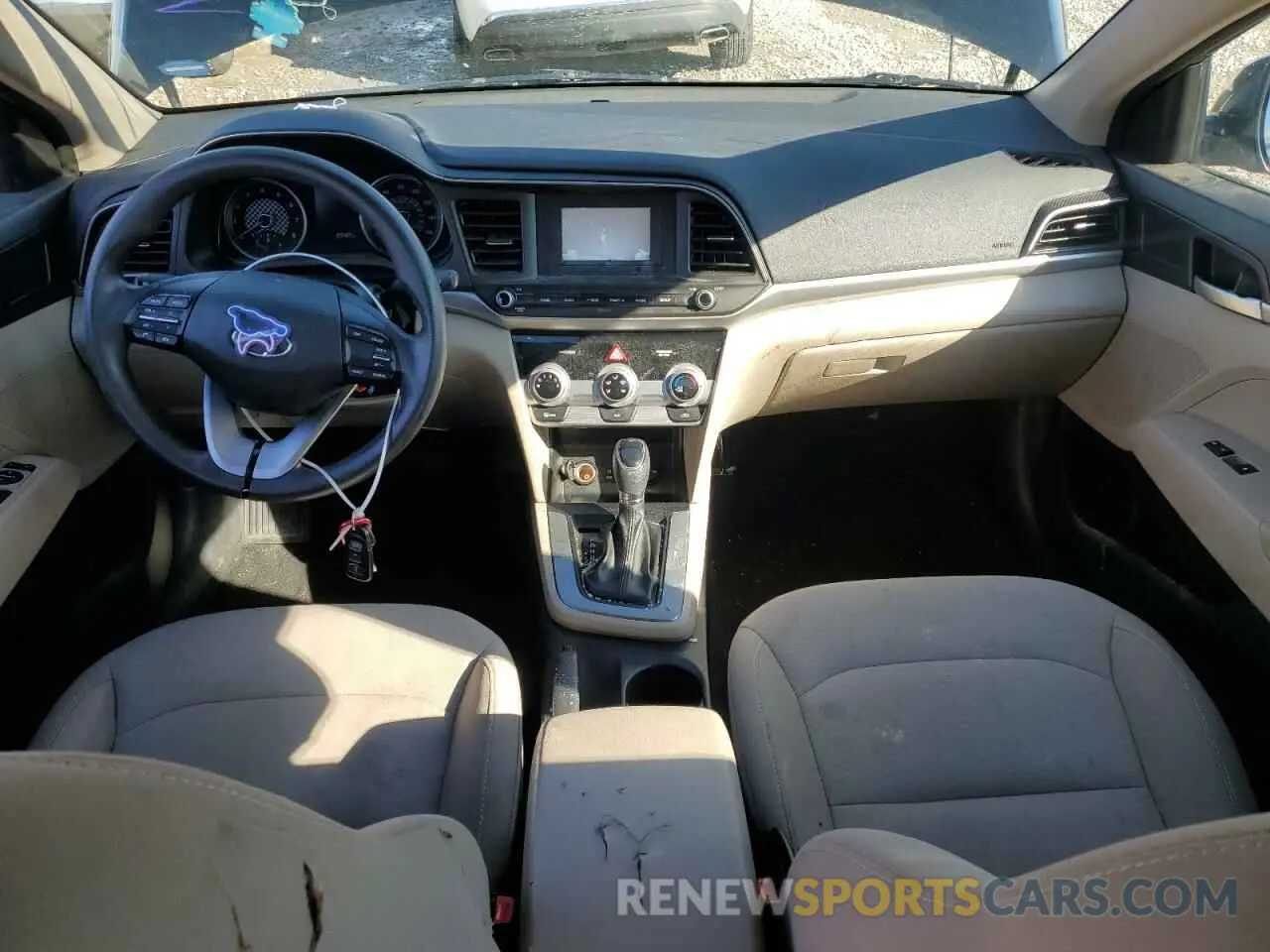 8 fotografías del automóvil dañado 5NPD74LF4KH493868 HYUNDAI ELANTRA 2019