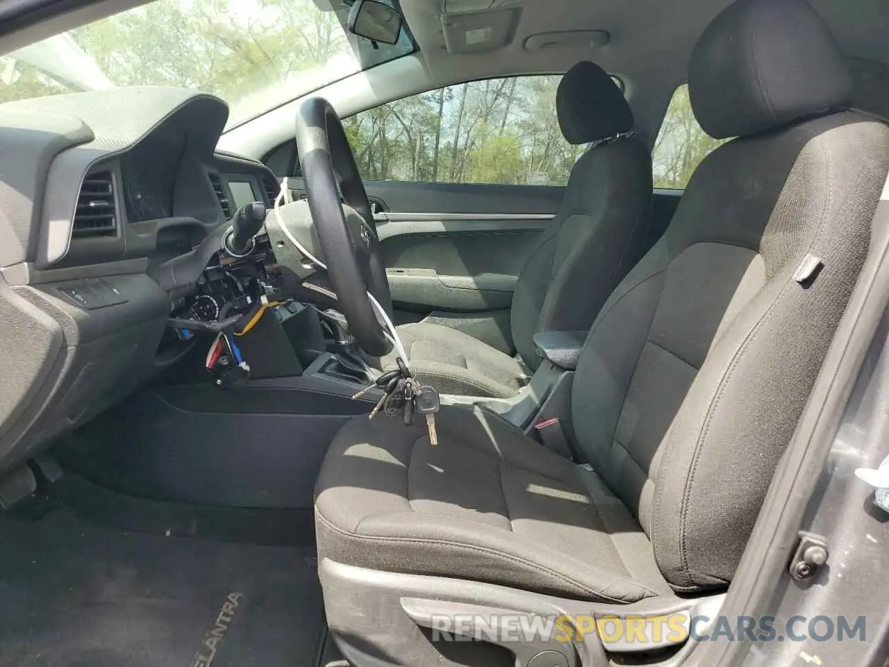 7 fotografías del automóvil dañado 5NPD74LF4KH497483 HYUNDAI ELANTRA 2019
