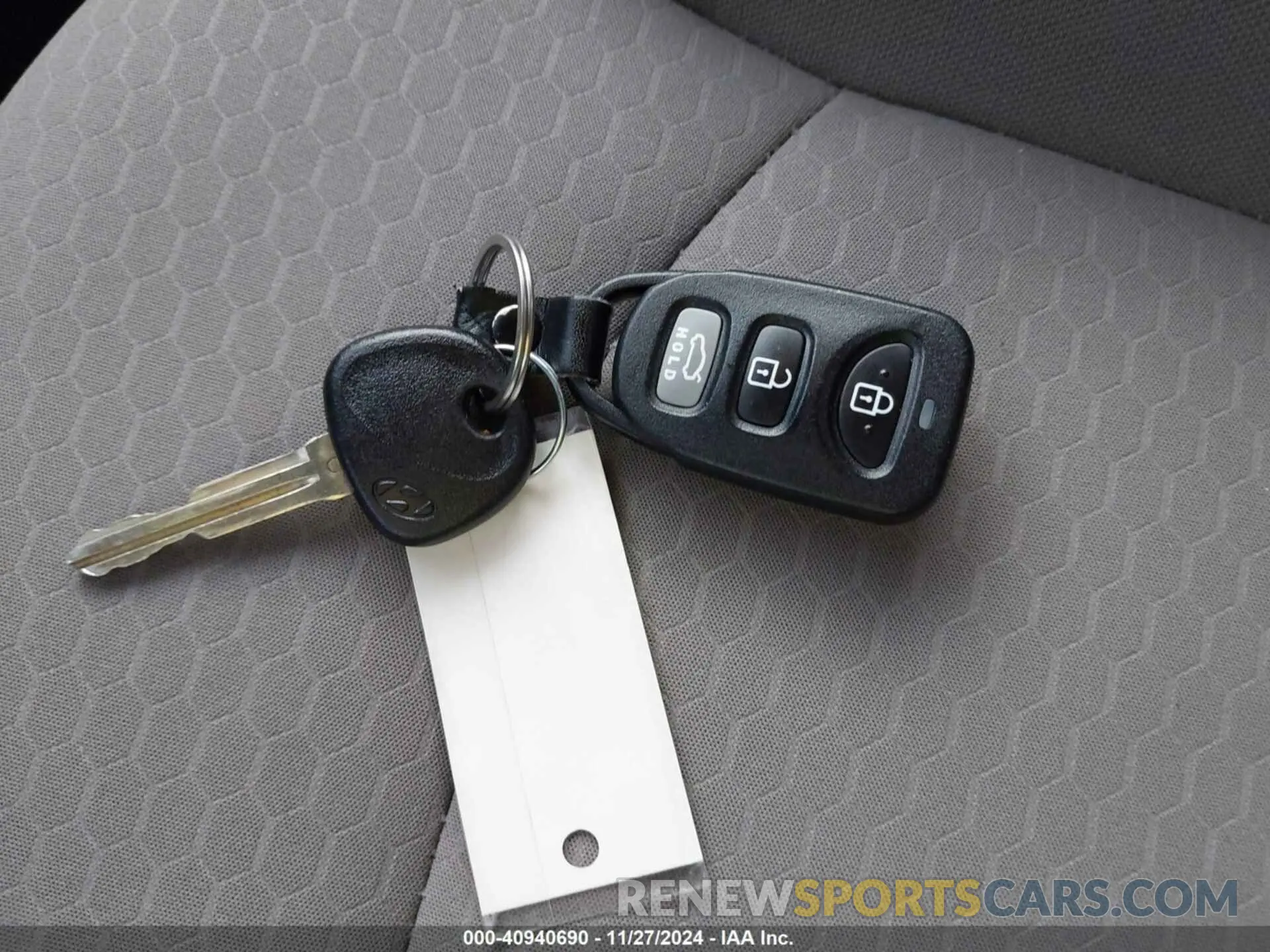11 fotografías del automóvil dañado 5NPD74LF5KH410173 HYUNDAI ELANTRA 2019