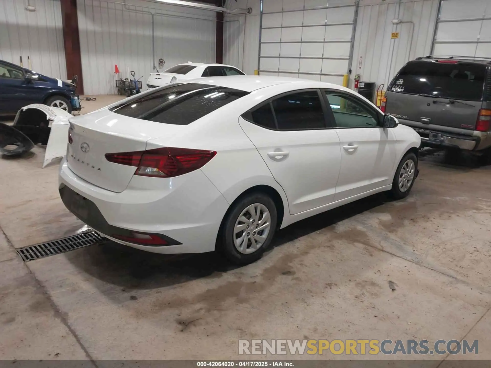 4 fotografías del automóvil dañado 5NPD74LF5KH437406 HYUNDAI ELANTRA 2019