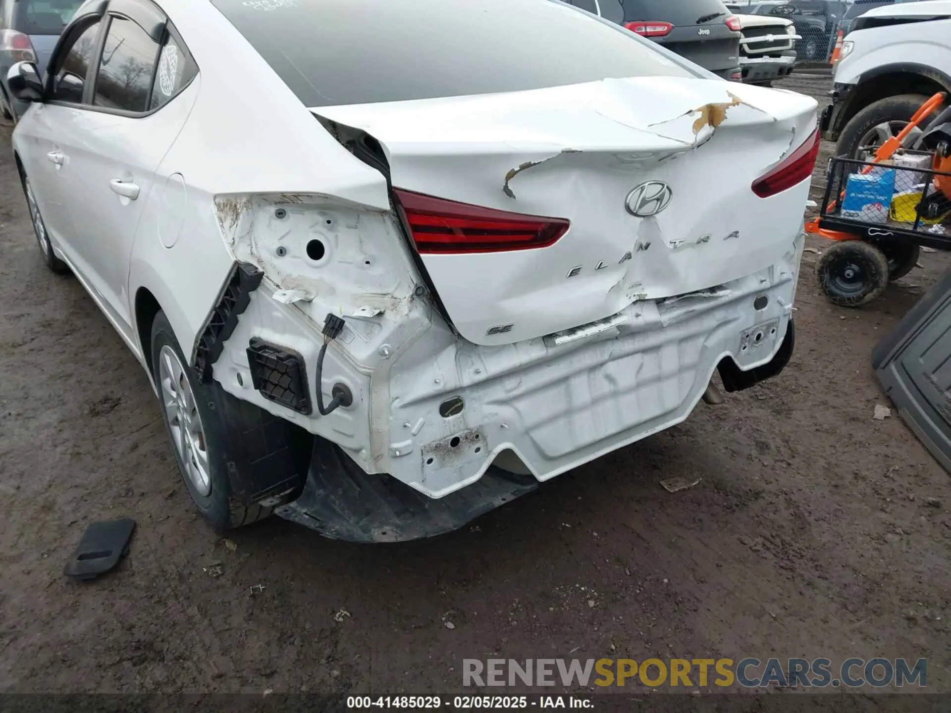 22 fotografías del automóvil dañado 5NPD74LF5KH461138 HYUNDAI ELANTRA 2019