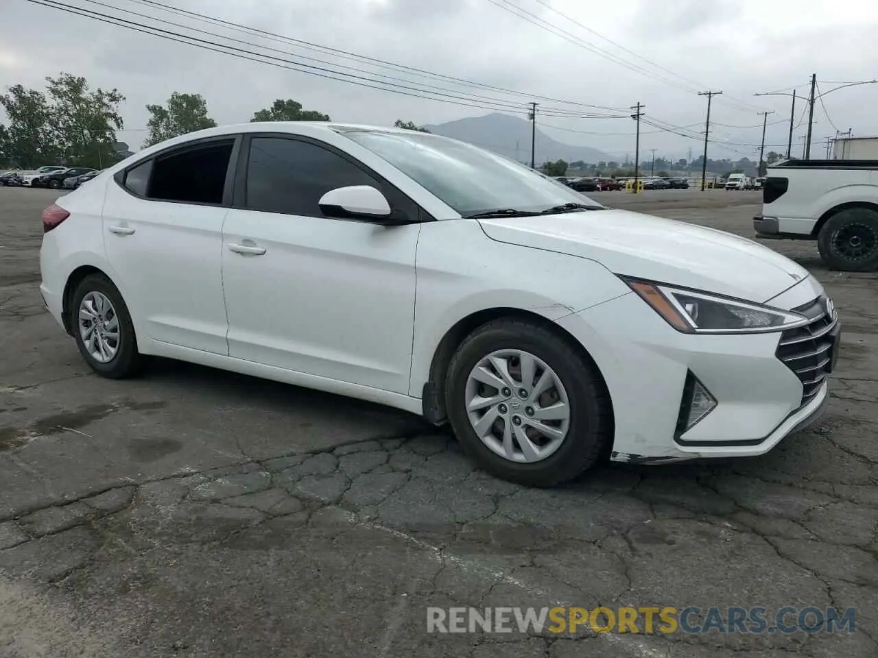 4 fotografías del automóvil dañado 5NPD74LF5KH467358 HYUNDAI ELANTRA 2019