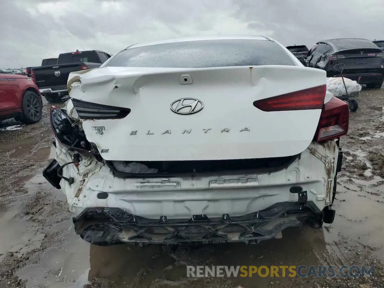 6 fotografías del automóvil dañado 5NPD74LF5KH480272 HYUNDAI ELANTRA 2019