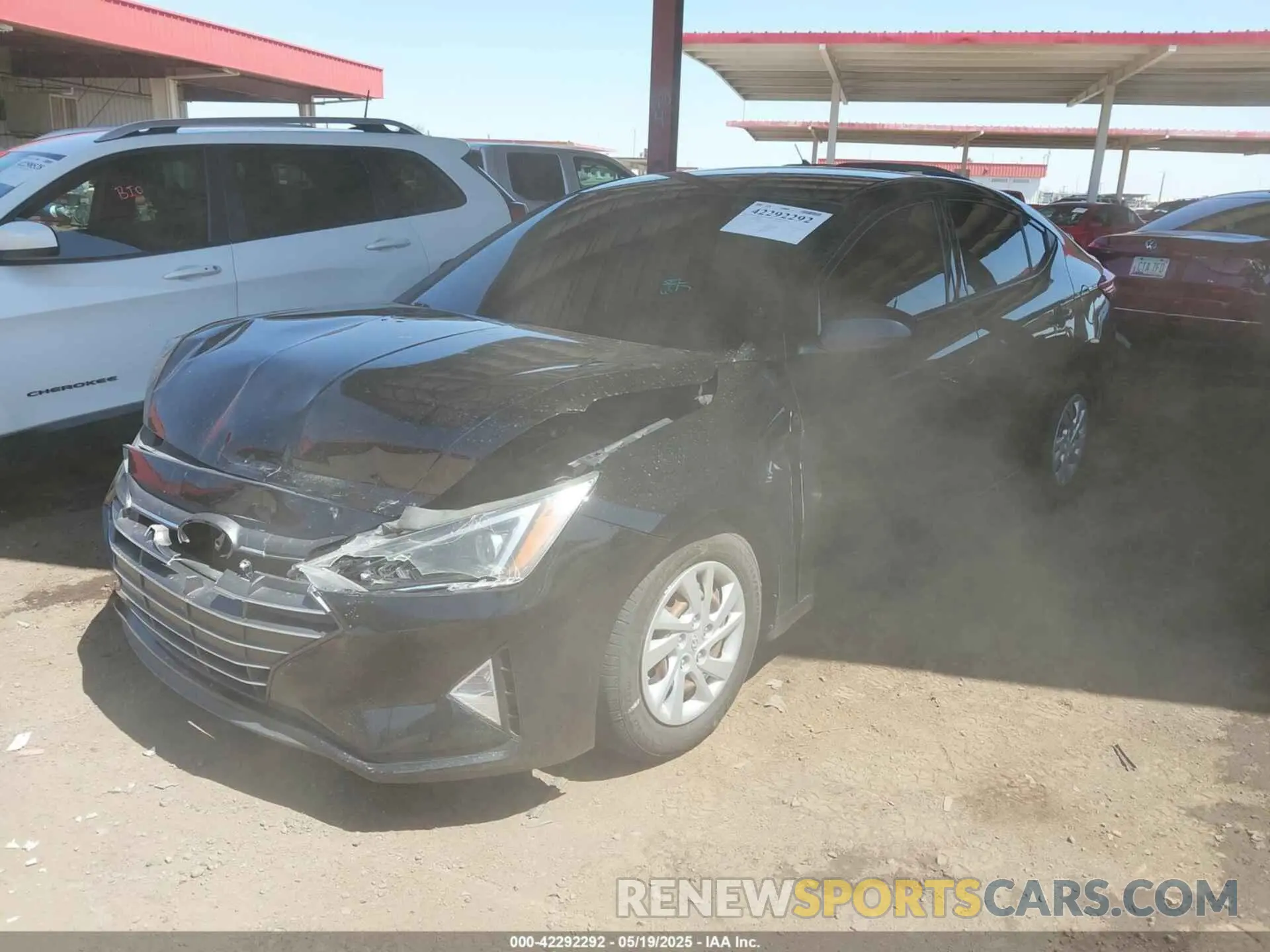 2 fotografías del automóvil dañado 5NPD74LF5KH495483 HYUNDAI ELANTRA 2019