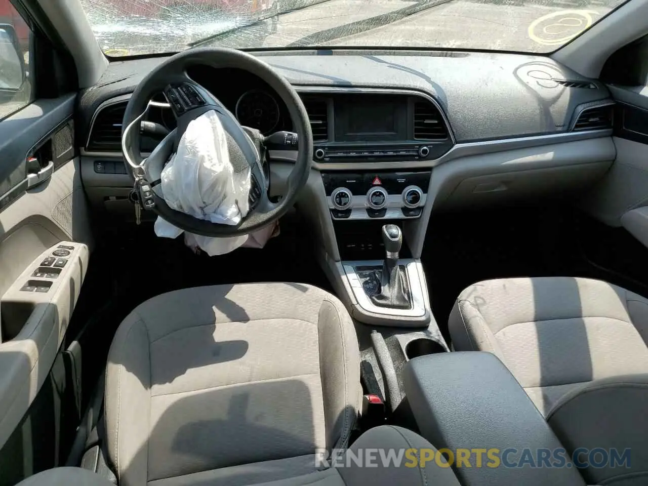 8 fotografías del automóvil dañado 5NPD74LF5KH495841 HYUNDAI ELANTRA 2019
